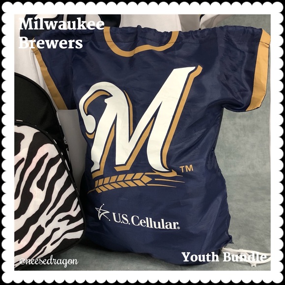 Milwaukee Brewers Youth Bundle—Licensed Items - Picture 5 of 8